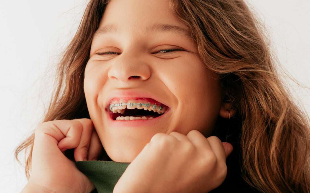 Braces vs. Clear Aligners: What’s the Best Option for Your Teen?